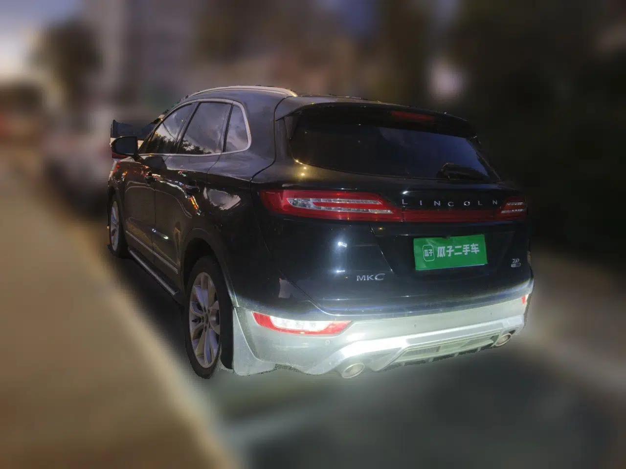Lincoln MKC 2014 2.0T Two-Wheel-Drive Luxury Edition — миниатюра 4