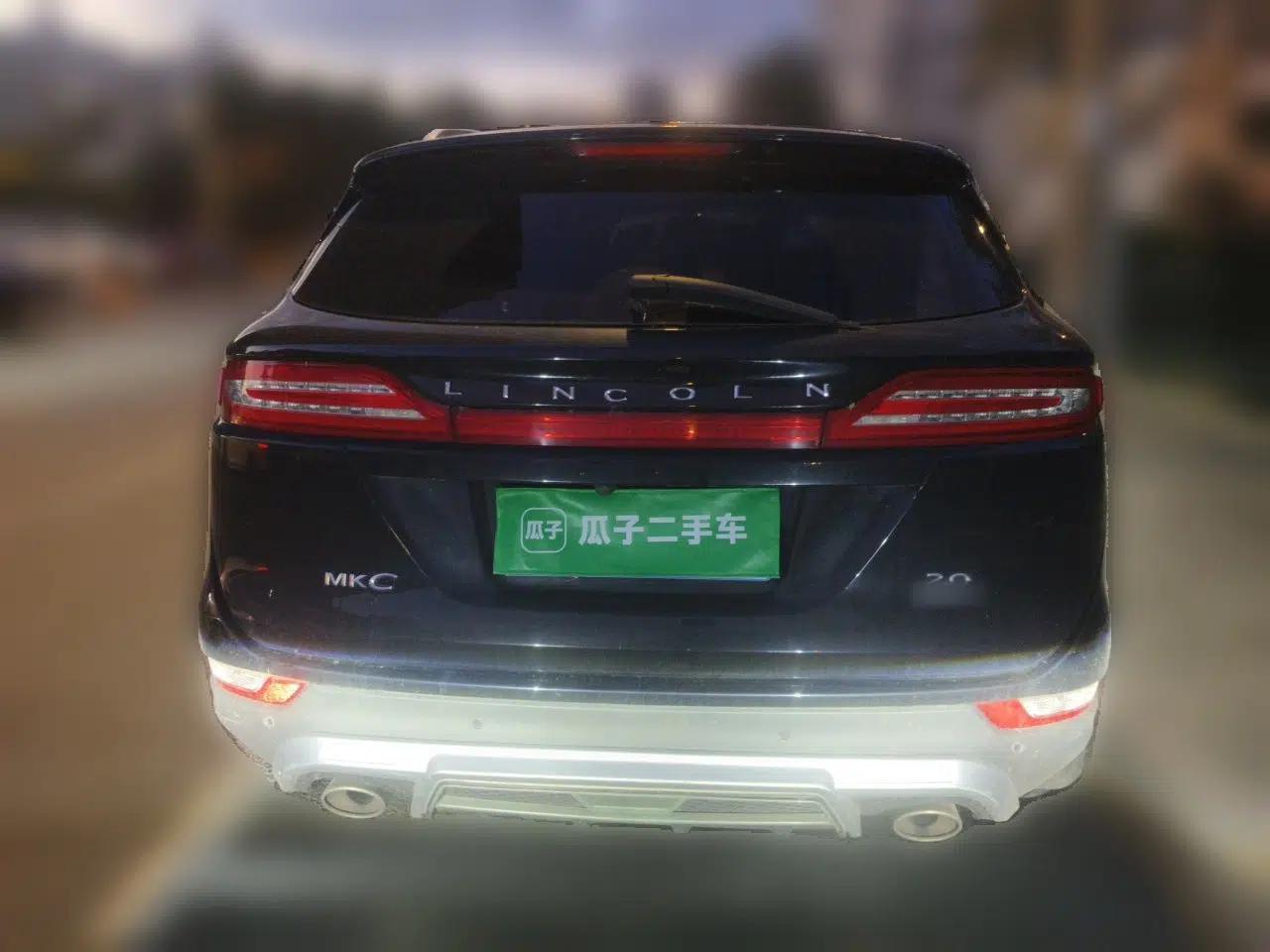 Lincoln MKC 2014 2.0T Two-Wheel-Drive Luxury Edition — миниатюра 5