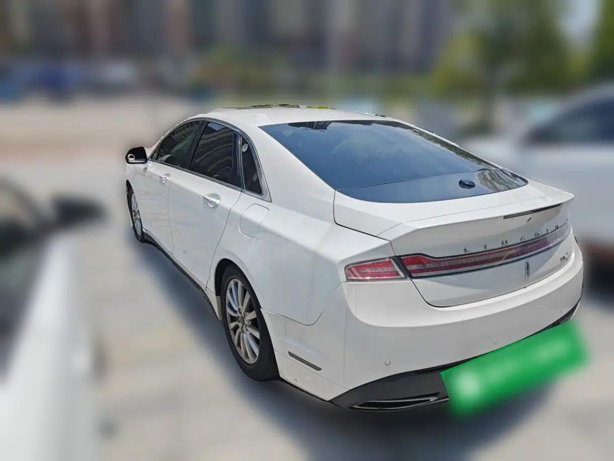 Lincoln MKZ 2017 2.0T Luxury Edition — миниатюра 4