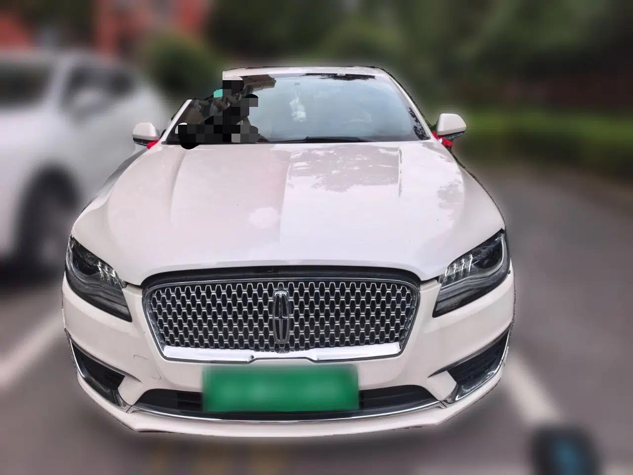 Lincoln MKZ 2020 2.0T Deluxe Edition — миниатюра 2