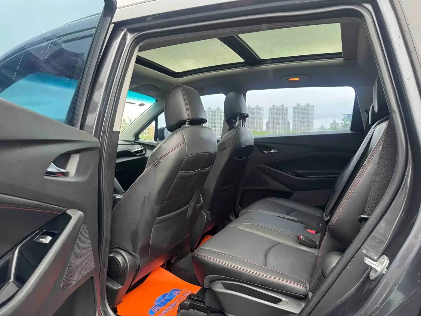 2020 Chevrolet Orlando Mild Hybrid Redline 530T Automatic Premium Edition (5+2 models) — миниатюра 8