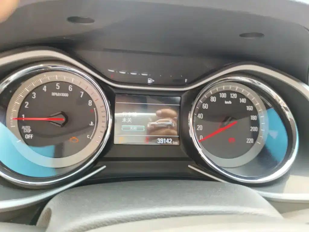 2020 Chevrolet Orlando Mild Hybrid 530T Automatic Enjoy Edition (5+2 models) — миниатюра 8