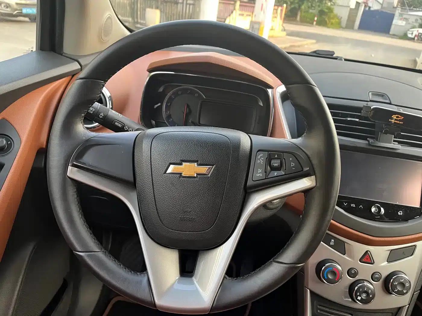 Chevrolet Trax 2016 1.4T Automatic 2WD Luxury — миниатюра 12