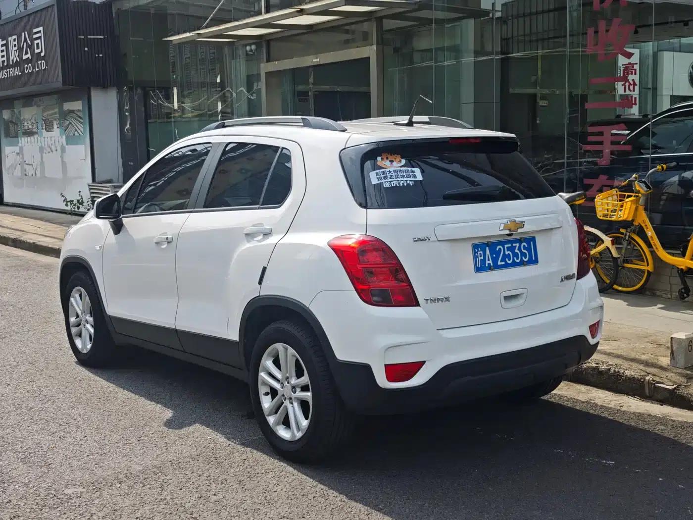 Chevrolet Trax 2018 330T Automatic 2WD Elite — миниатюра 4