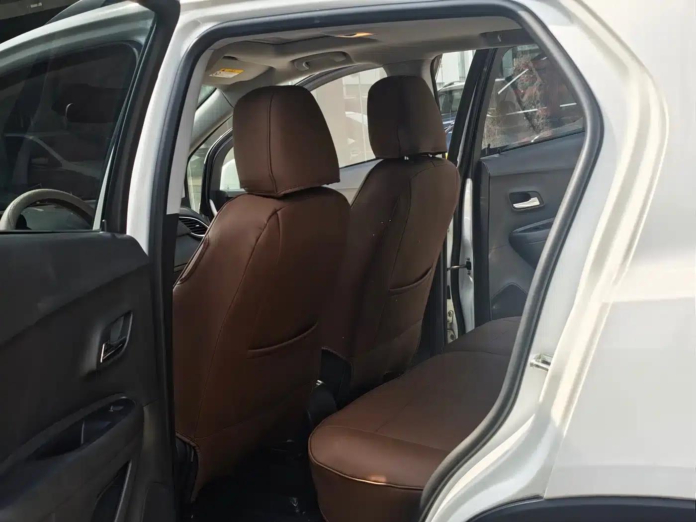 Chevrolet Trax 2018 330T Automatic 2WD Elite — миниатюра 10