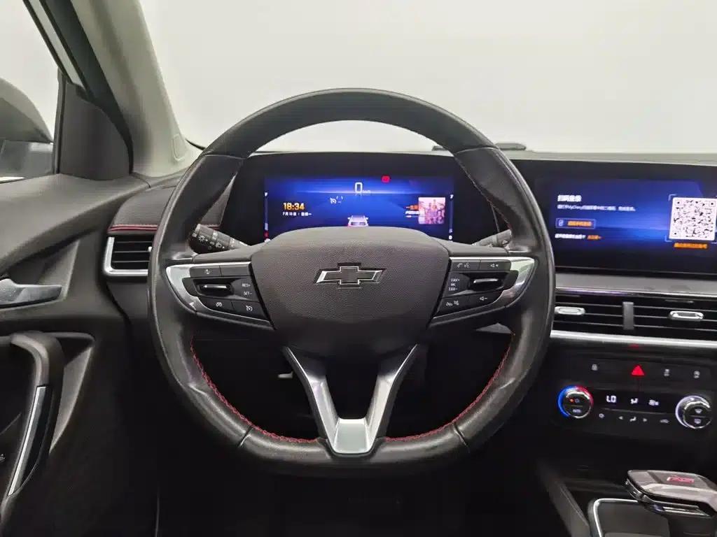 Chevrolet Trax 2022 RS 1.5T CVT Cool MAX — миниатюра 11