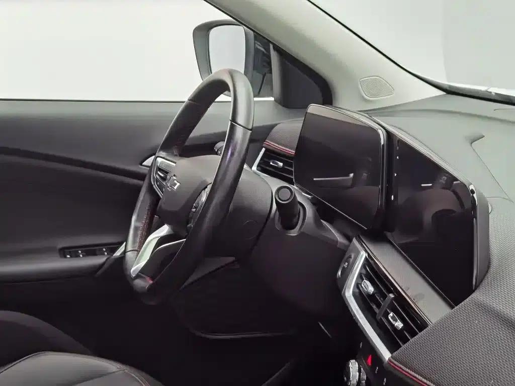 Chevrolet Trax 2022 RS 1.5T CVT Cool MAX — миниатюра 22