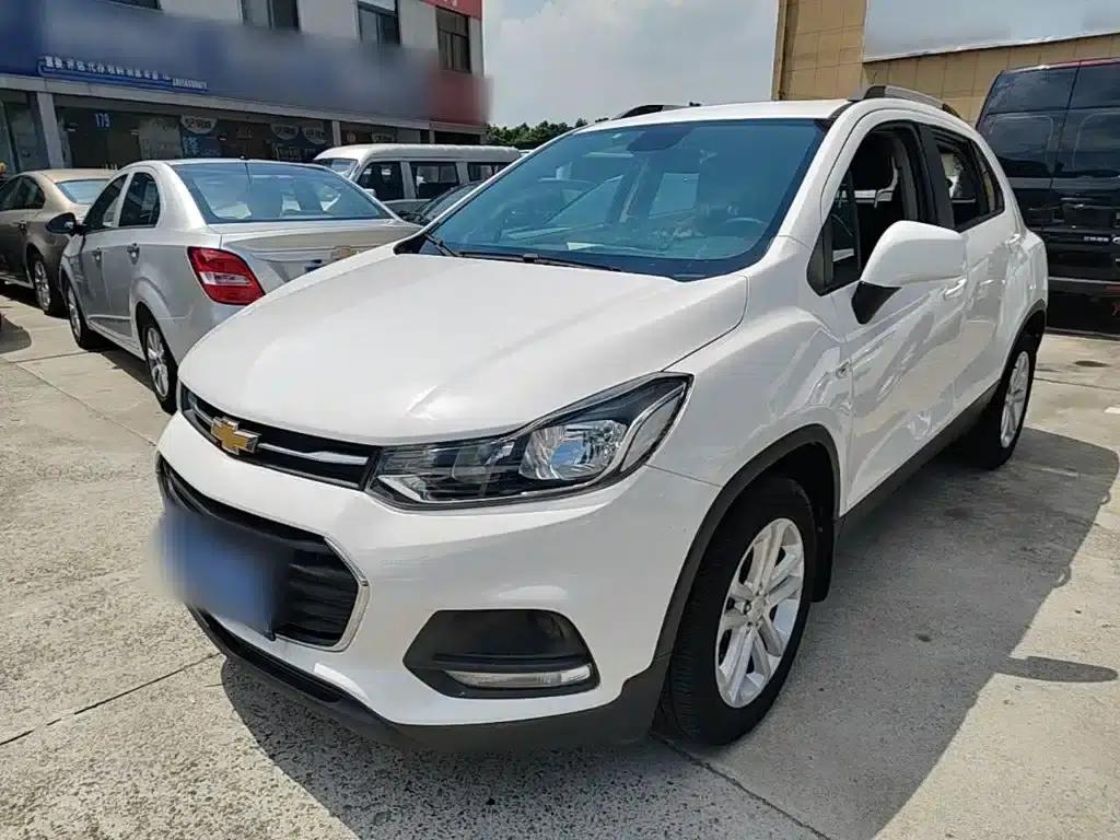 Chevrolet Trax 2018 330T Manual 2WD Comfort — миниатюра 1