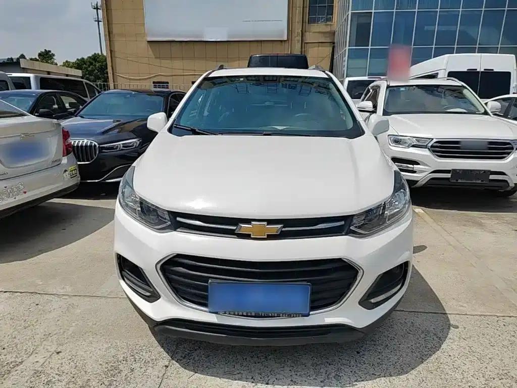 Chevrolet Trax 2018 330T Manual 2WD Comfort — миниатюра 3