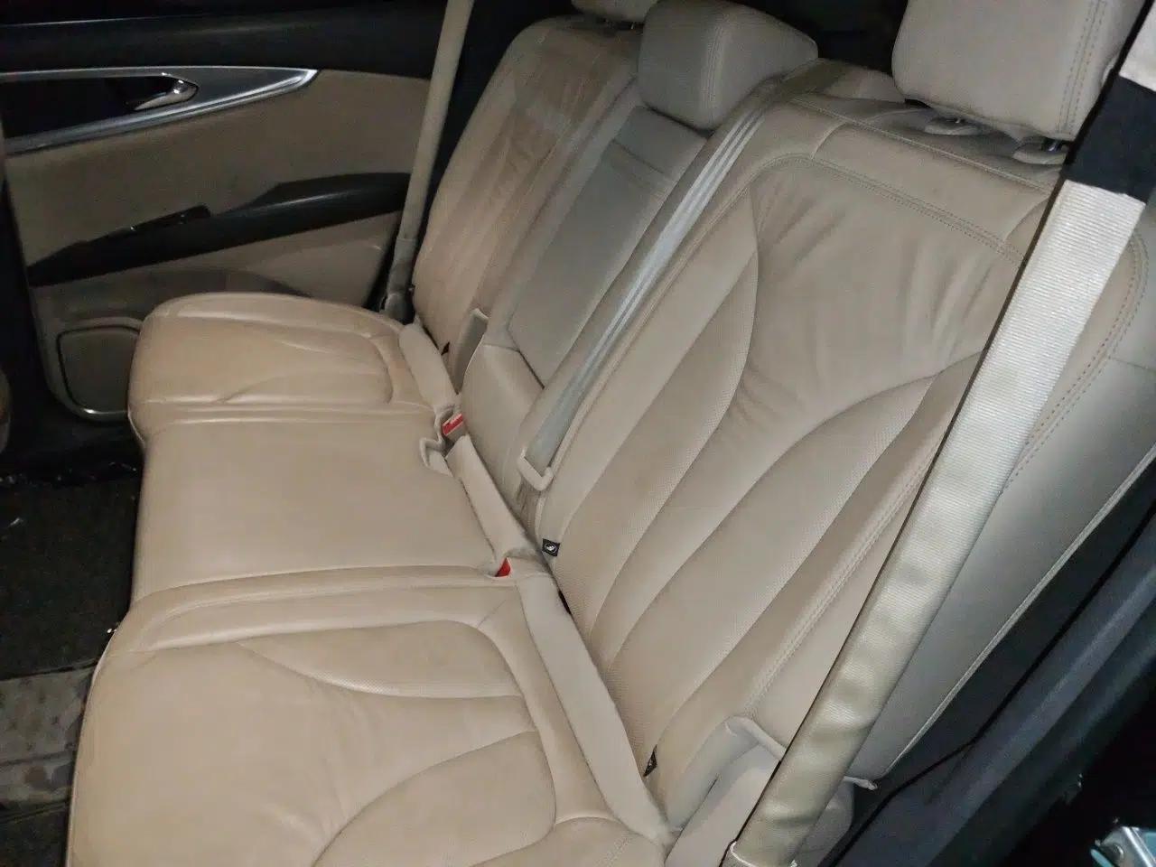 Lincoln MKX 2015 2.0T Two-Wheel Drive Deluxe Edition — миниатюра 17