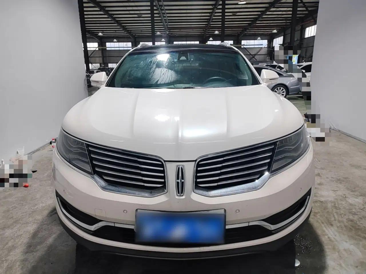 Lincoln MKX 2015 2.7T Four-Wheel Drive Prestige Edition — миниатюра 2
