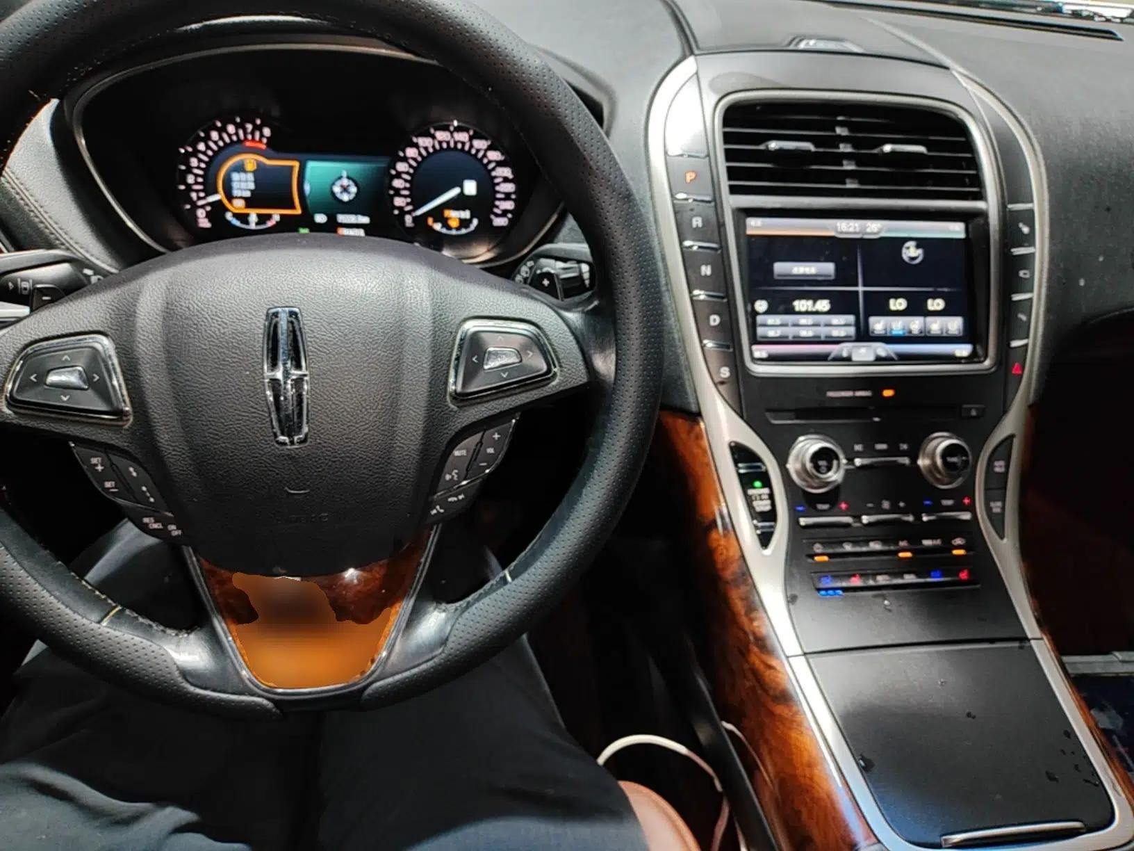 Lincoln MKX 2015 2.7T Four-Wheel Drive Prestige Edition — миниатюра 17