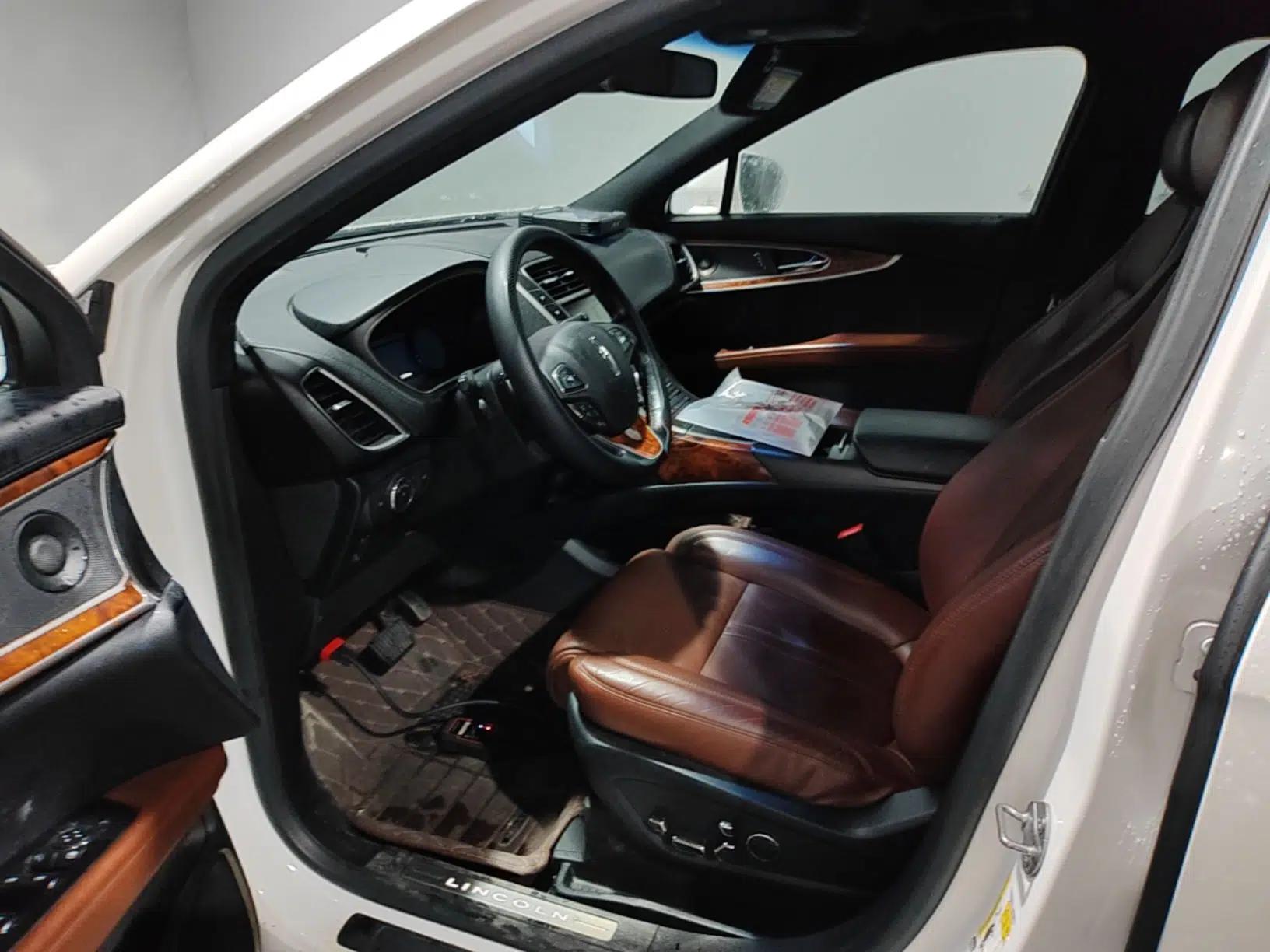 Lincoln MKX 2015 2.7T Four-Wheel Drive Prestige Edition — миниатюра 22
