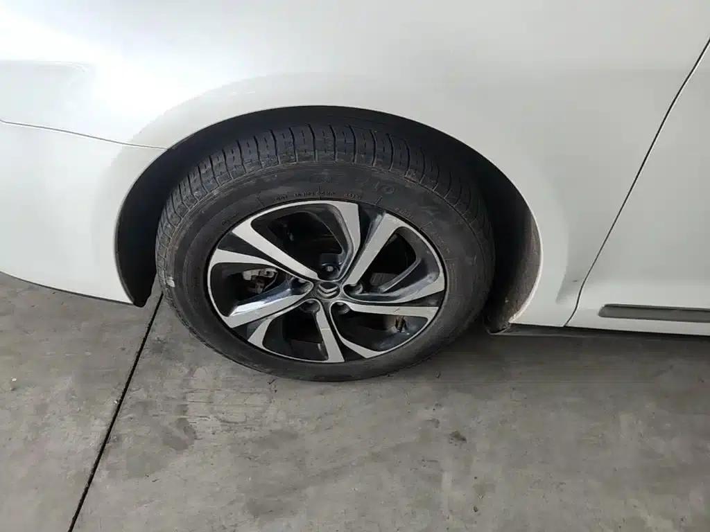 Citroën C5 2017 350THP Automatic Luxury — миниатюра 23