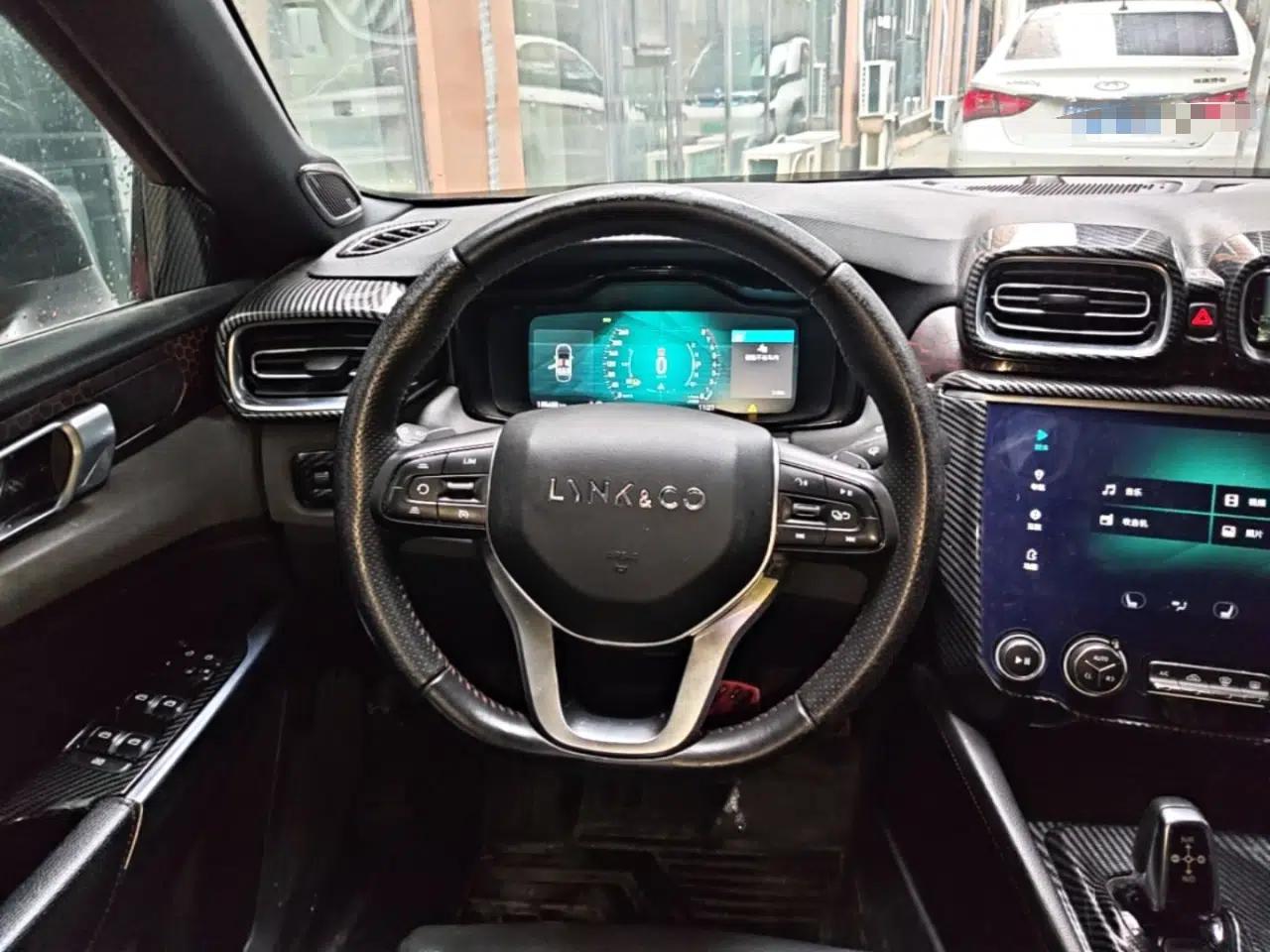 Lynk & Co 03 2019 1.5TD DCT Sport Edition China VI Standard — миниатюра 13