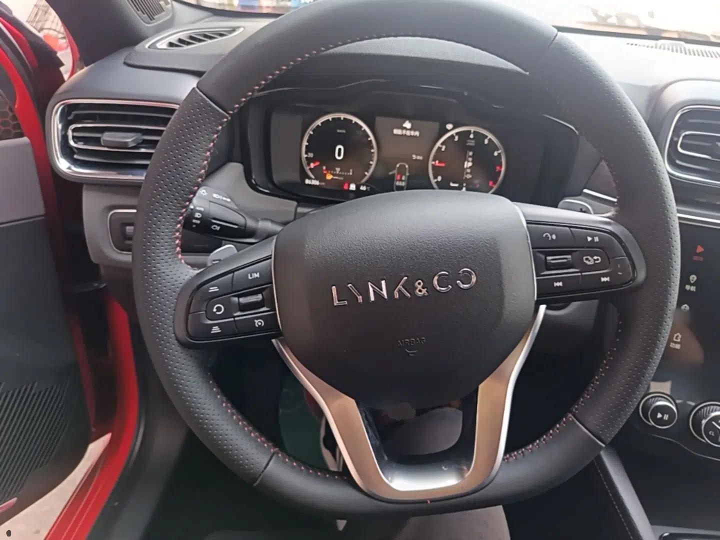 Lynk & Co 03 2019 1.5TD DCT Sport Edition China VI Standard — миниатюра 13