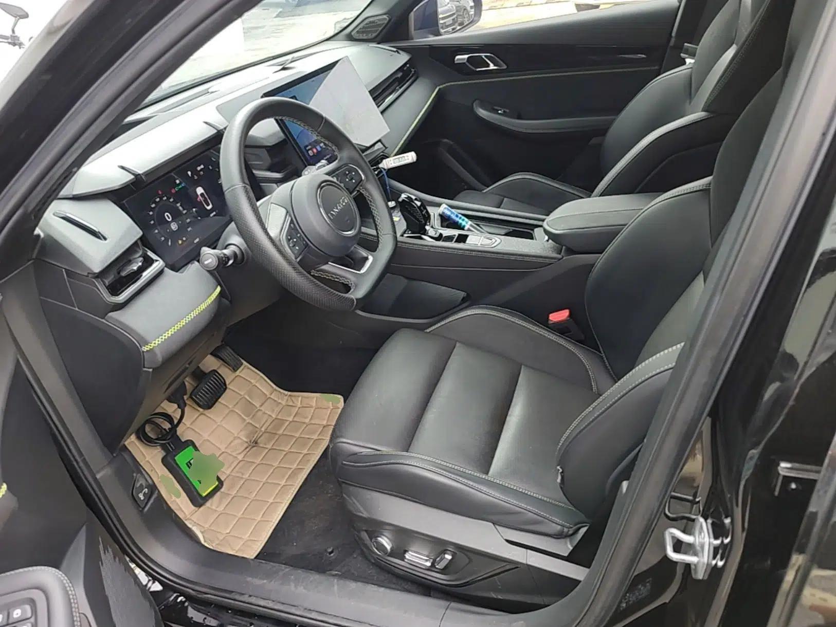 Lynk & Co 03 2023 2.0TD DCT H-Power Halo — миниатюра 17