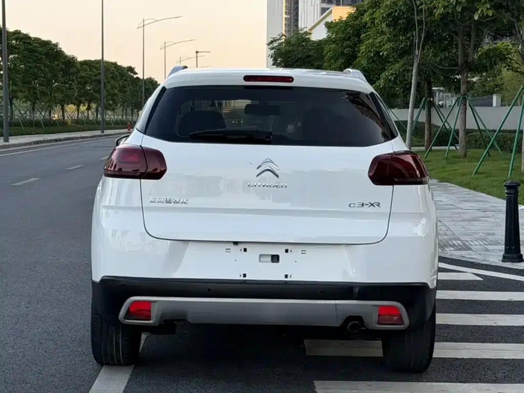 Citroën C3-XR 2015 1.6L Automatic Pioneer Edition — миниатюра 25