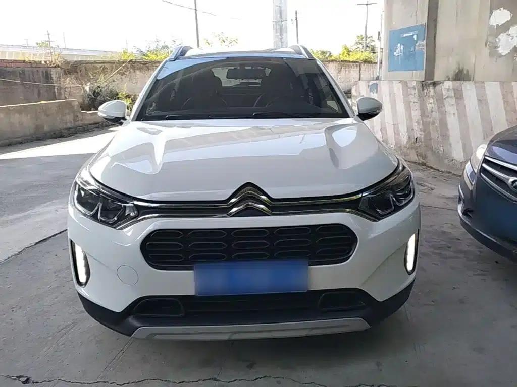 Citroën C3-XR 2020 230THP DCT C-Series Trendy Edition — миниатюра 3