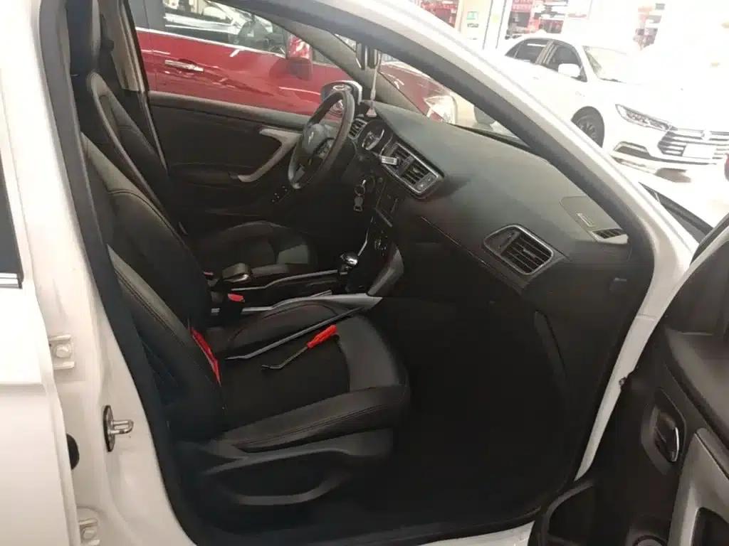 Citroën C3-XR 2015 1.6L Automatic Pioneer Edition — миниатюра 25