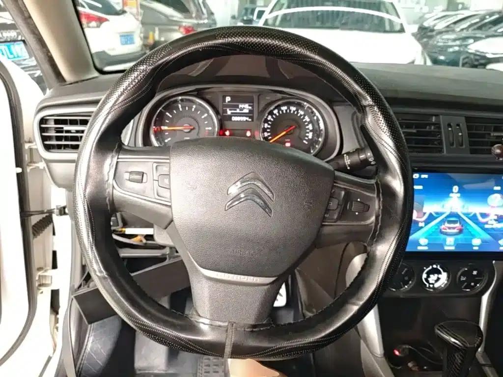 Citroën C3-XR 2015 1.6THP Automatic Pioneer Edition — миниатюра 11