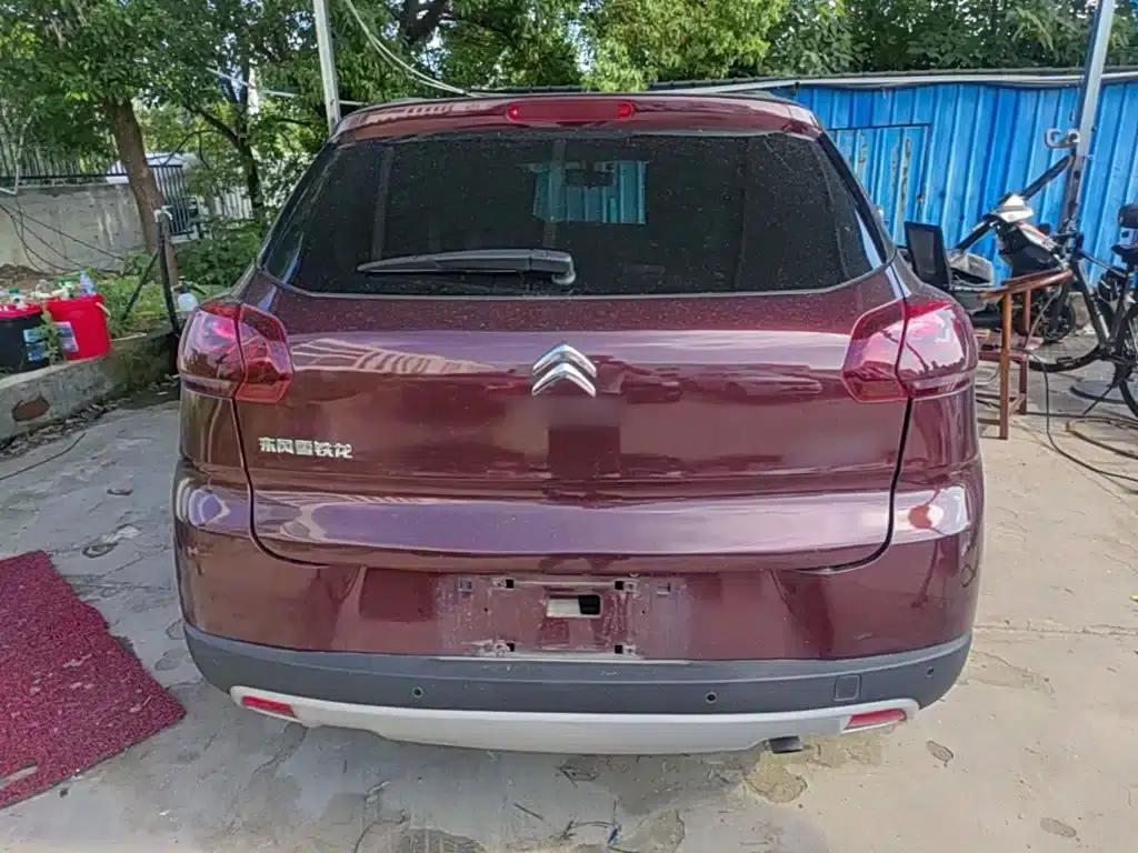 Citroën C3-XR 2015 1.6L Manual Pioneer Edition — миниатюра 6