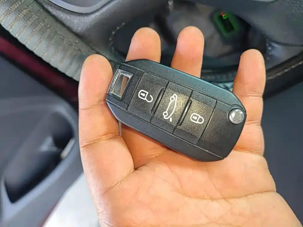Citroën C3-XR 2015 1.6L Manual Pioneer Edition — миниатюра 9