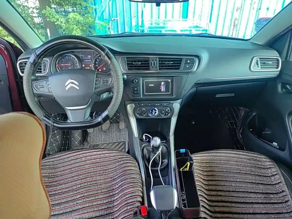 Citroën C3-XR 2015 1.6L Manual Pioneer Edition — миниатюра 10