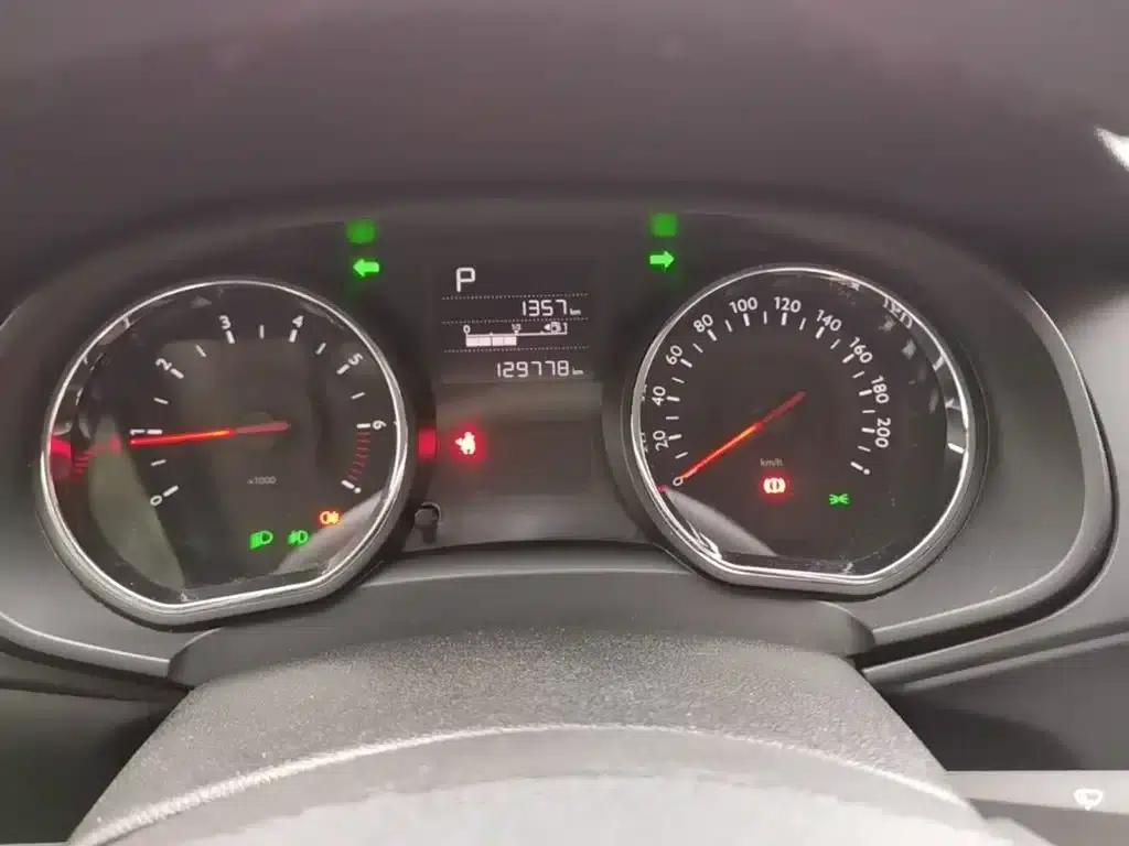Citroën C3-XR 2015 1.6L Automatic Pioneer Edition — миниатюра 12