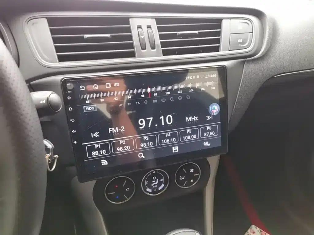 Citroën C3-XR 2015 1.6L Automatic Pioneer Edition — миниатюра 13