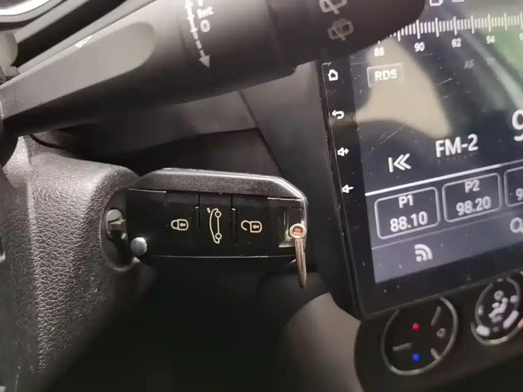 Citroën C3-XR 2015 1.6L Automatic Pioneer Edition — миниатюра 9