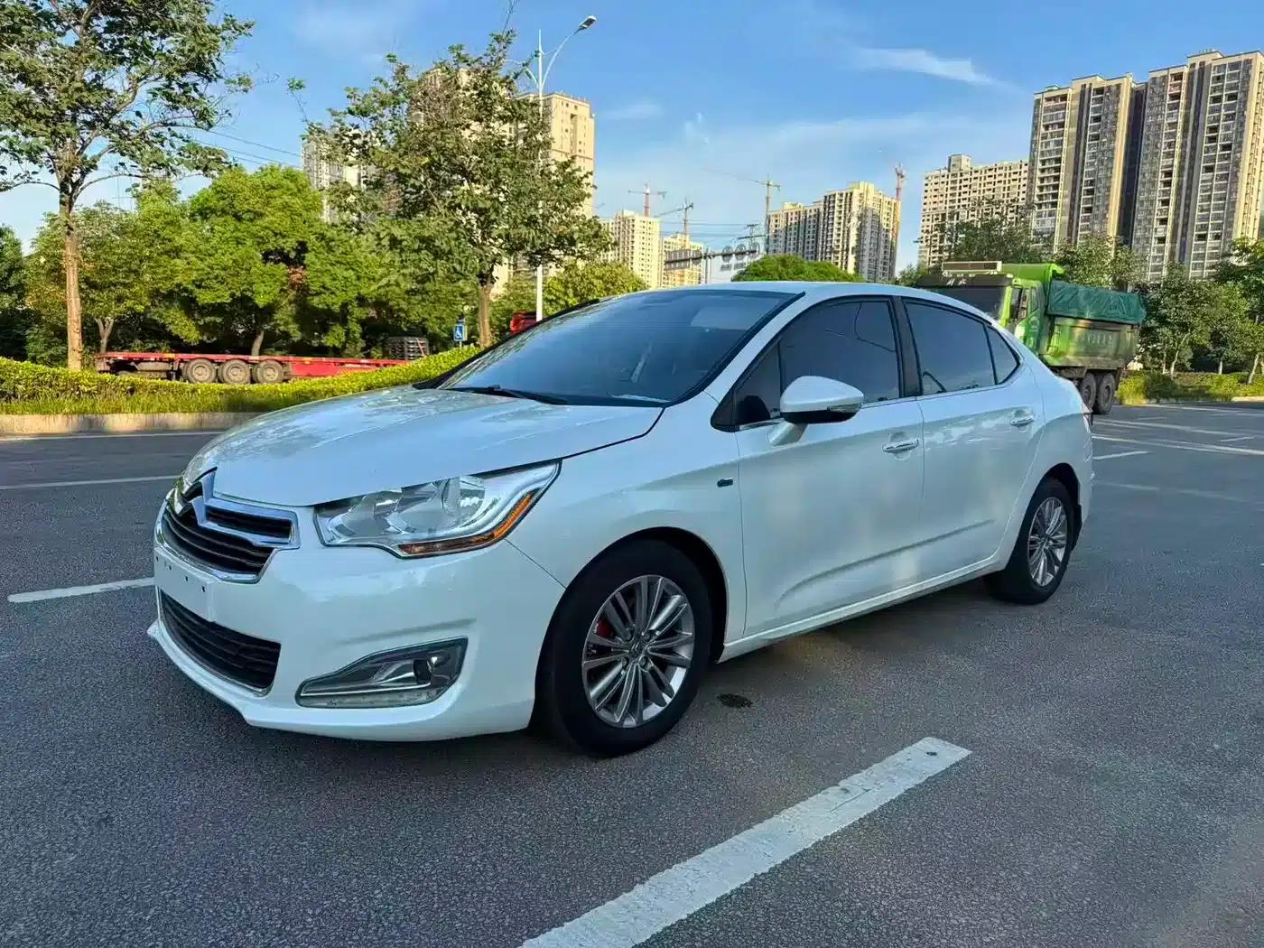 Citroën C4L 2014 1.8L Smart Drive Manual Smart Edition — миниатюра 1