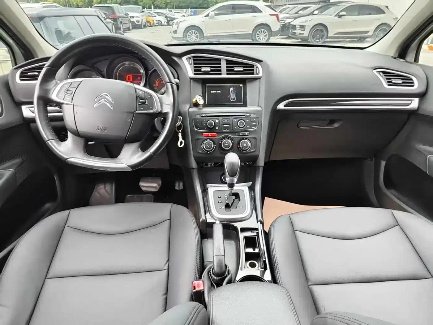 Citroën C4L 2015 1.8L Automatic Luxury Edition — миниатюра 12