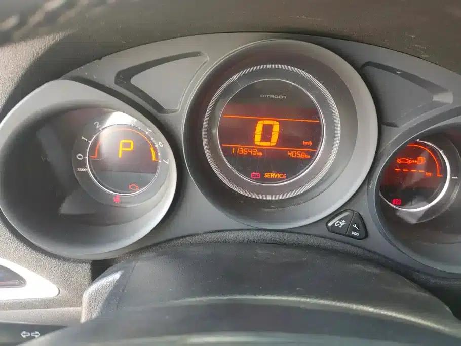 Citroën C4L 2015 1.8L Automatic Luxury Edition — миниатюра 14