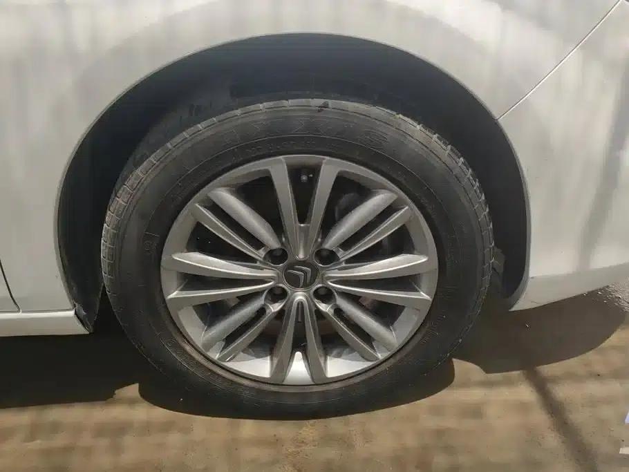Citroën C4L 2015 1.8L Automatic Luxury Edition — миниатюра 6