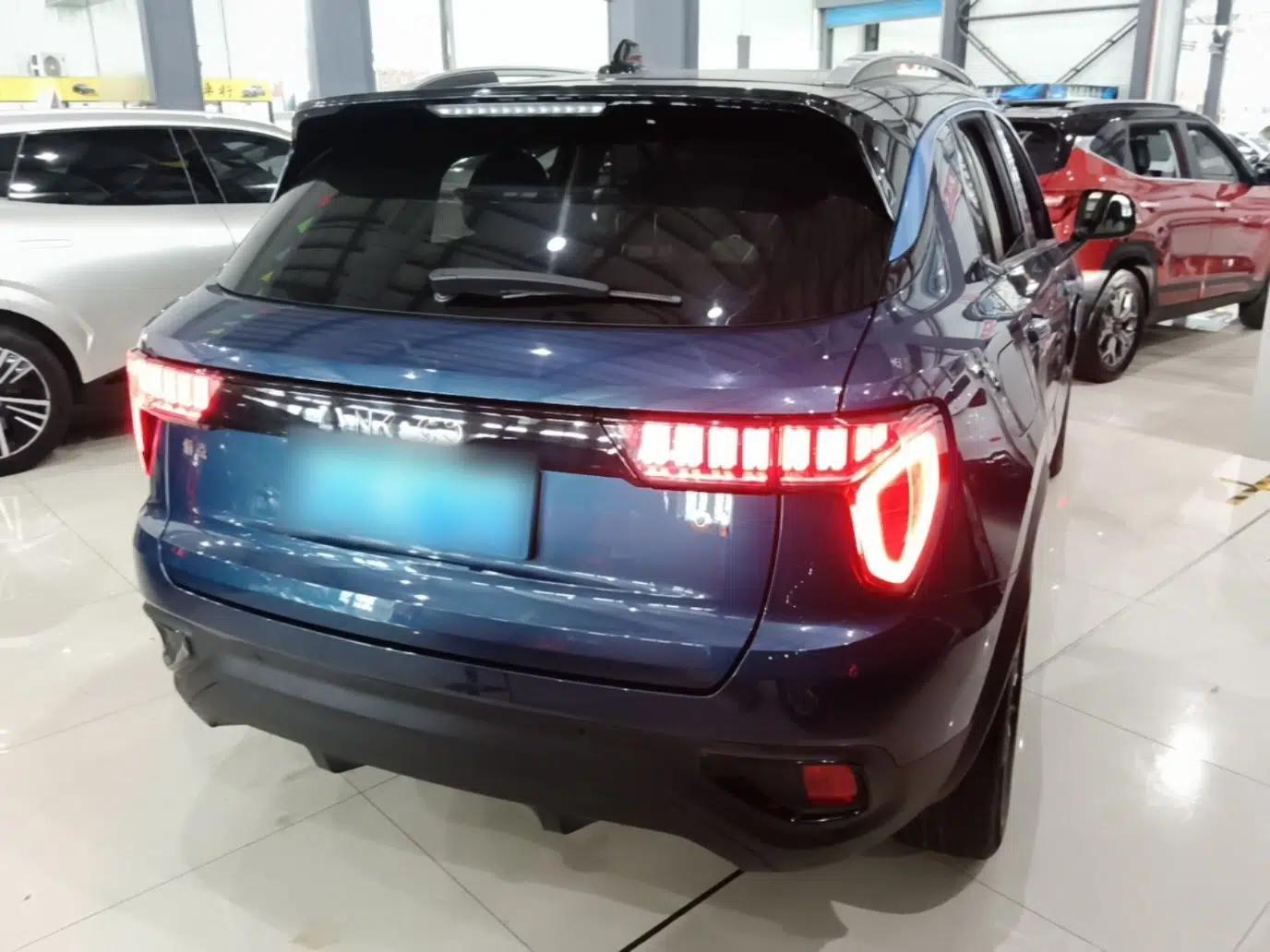 Lynk & Co 01 2017 2.0T Two-Wheel Drive Zhaopu Version — миниатюра 6
