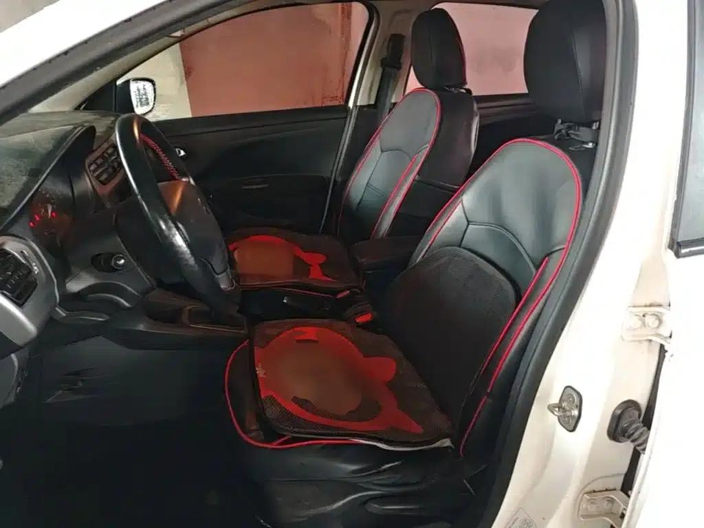 2015 Citroën Elysee Premium Edition 1.6L Manual Fashion Model — миниатюра 15