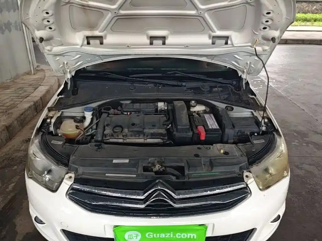 2015 Citroën Elysee Premium Edition 1.6L Manual Fashion Model — миниатюра 20