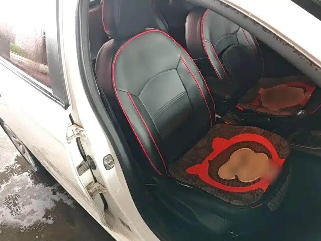 2015 Citroën Elysee Premium Edition 1.6L Manual Fashion Model — миниатюра 25