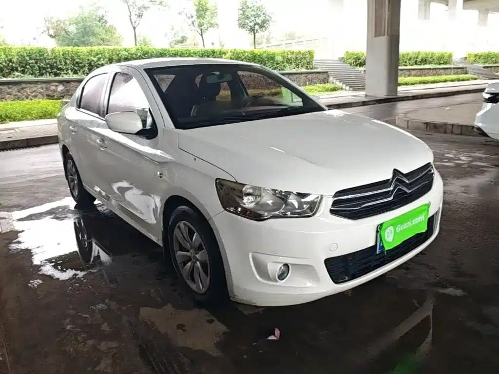 2015 Citroën Elysee Premium Edition 1.6L Manual Fashion Model — миниатюра 4