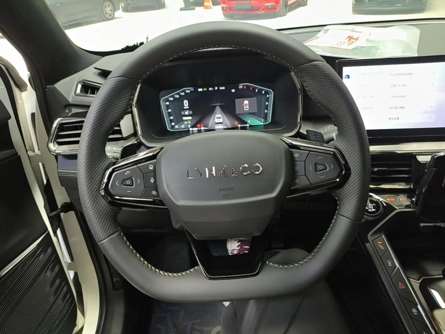 Lynk & Co 06 2023 Remix 1.5T Dynamic Halo — миниатюра 13