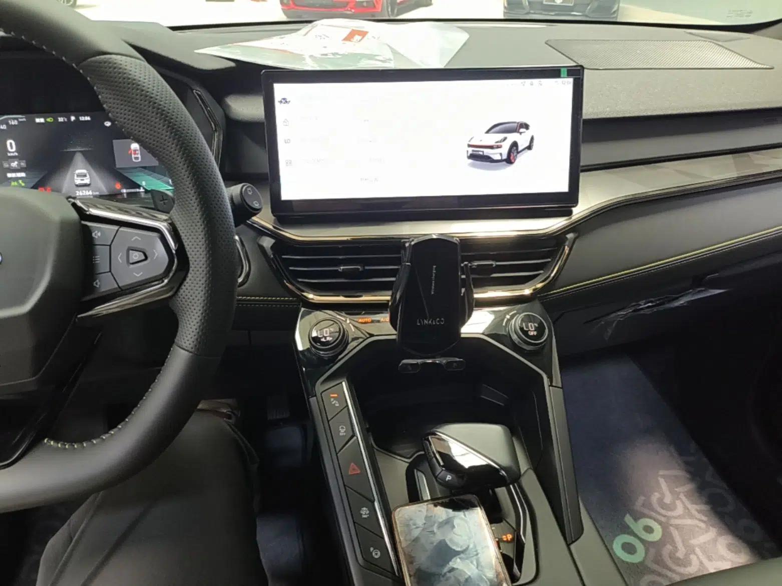 Lynk & Co 06 2023 Remix 1.5T Dynamic Halo — миниатюра 15