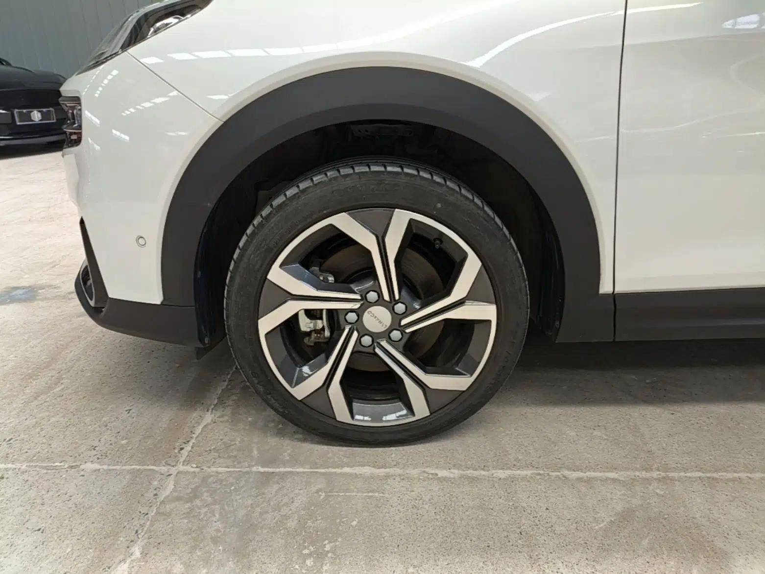 Lynk & Co 06 2023 Remix 1.5T Dynamic Halo — миниатюра 10