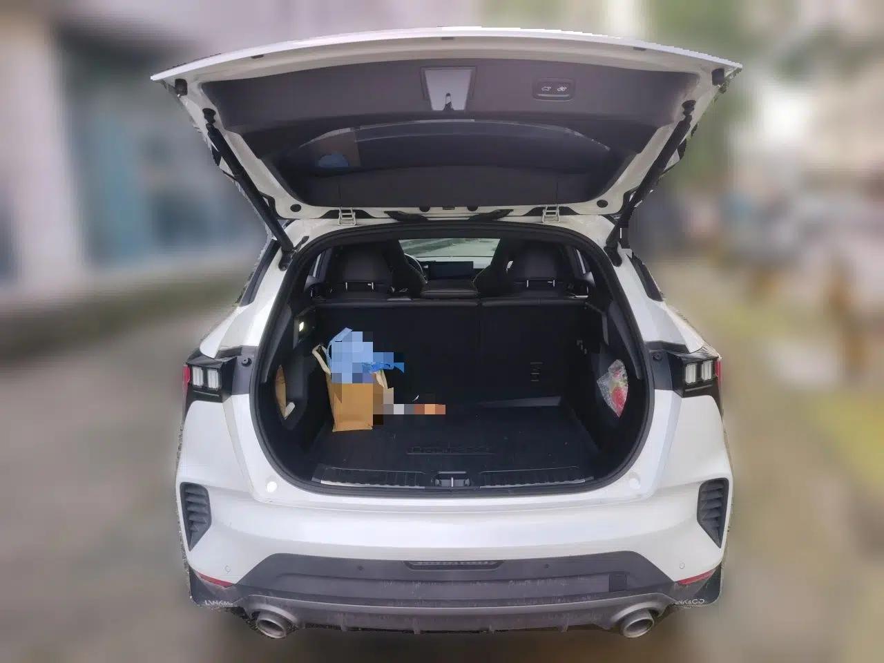 Lynk & Co 06 2023 Remix 1.5T Dynamic Halo — миниатюра 19