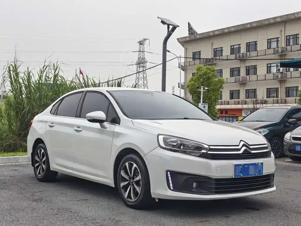 Citroën C4 2018 1.6L Automatic Comfort Model — миниатюра 3