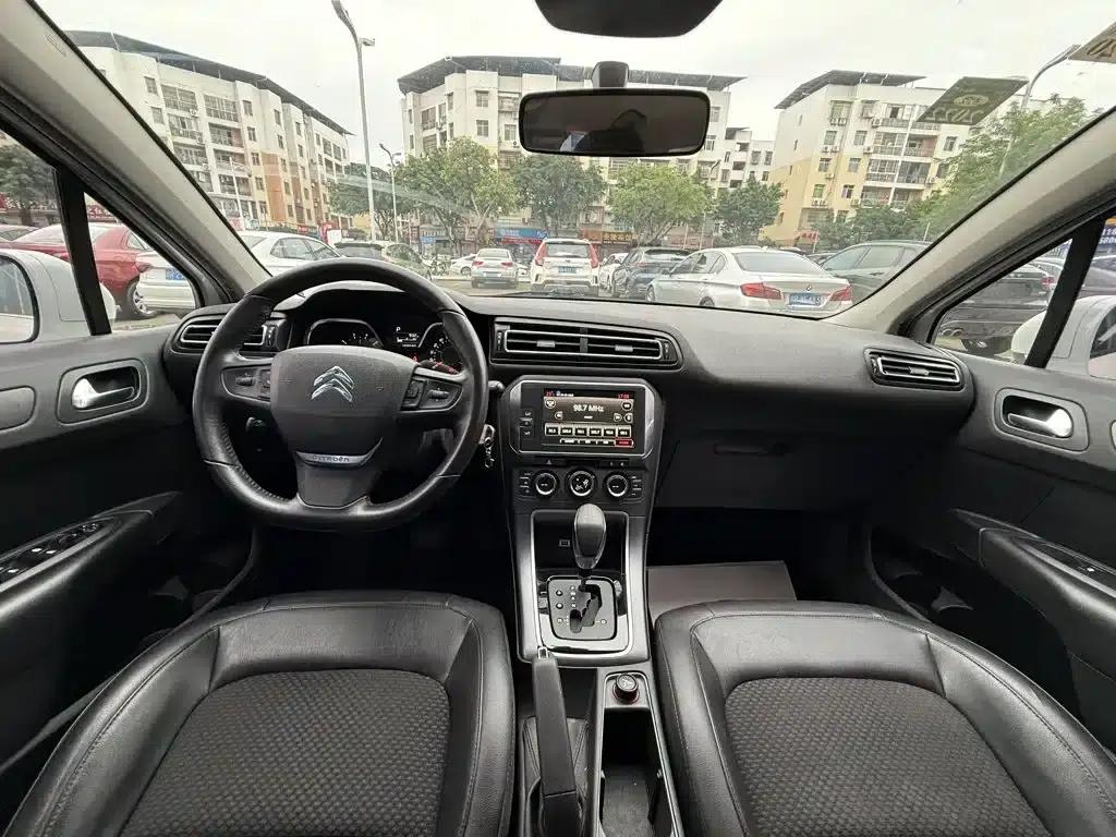 Citroën C4 Sega 2016 1.6L Automatic Comfort Model — миниатюра 10