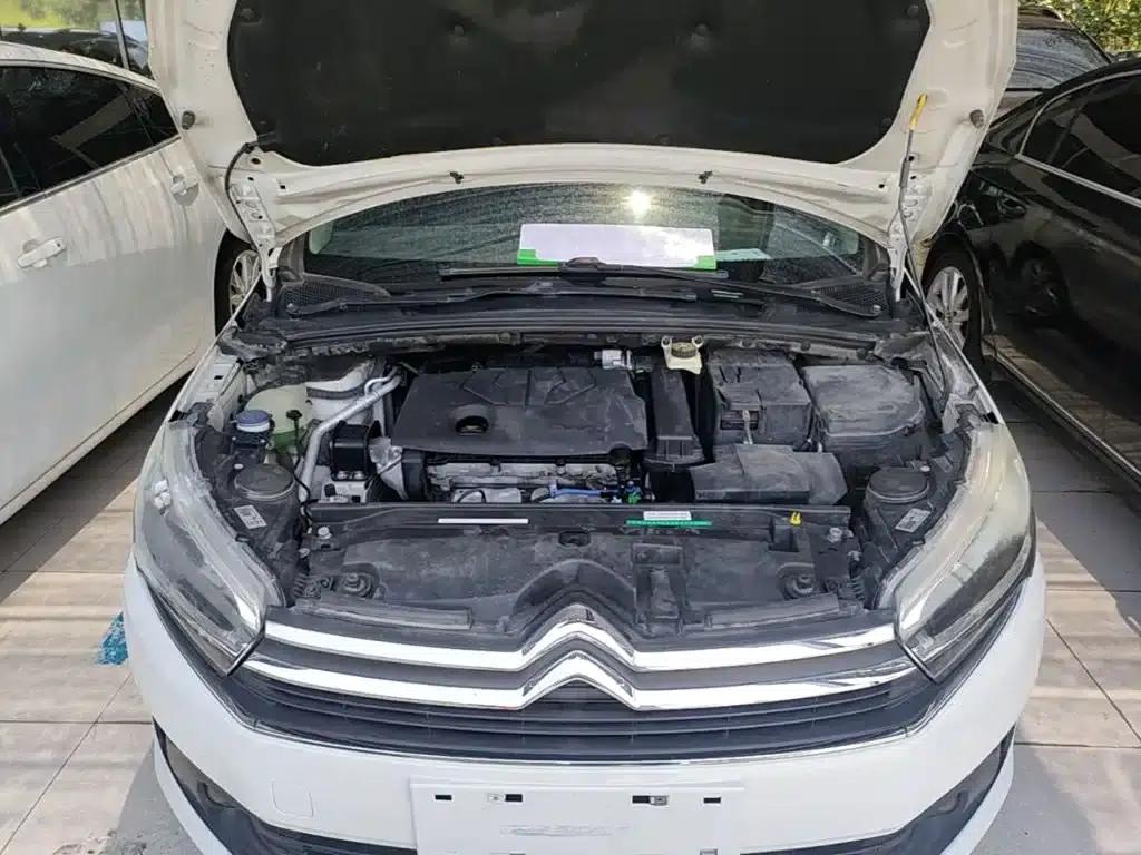 Citroën C4 Sega 2016 1.6L Automatic Comfort Model — миниатюра 20