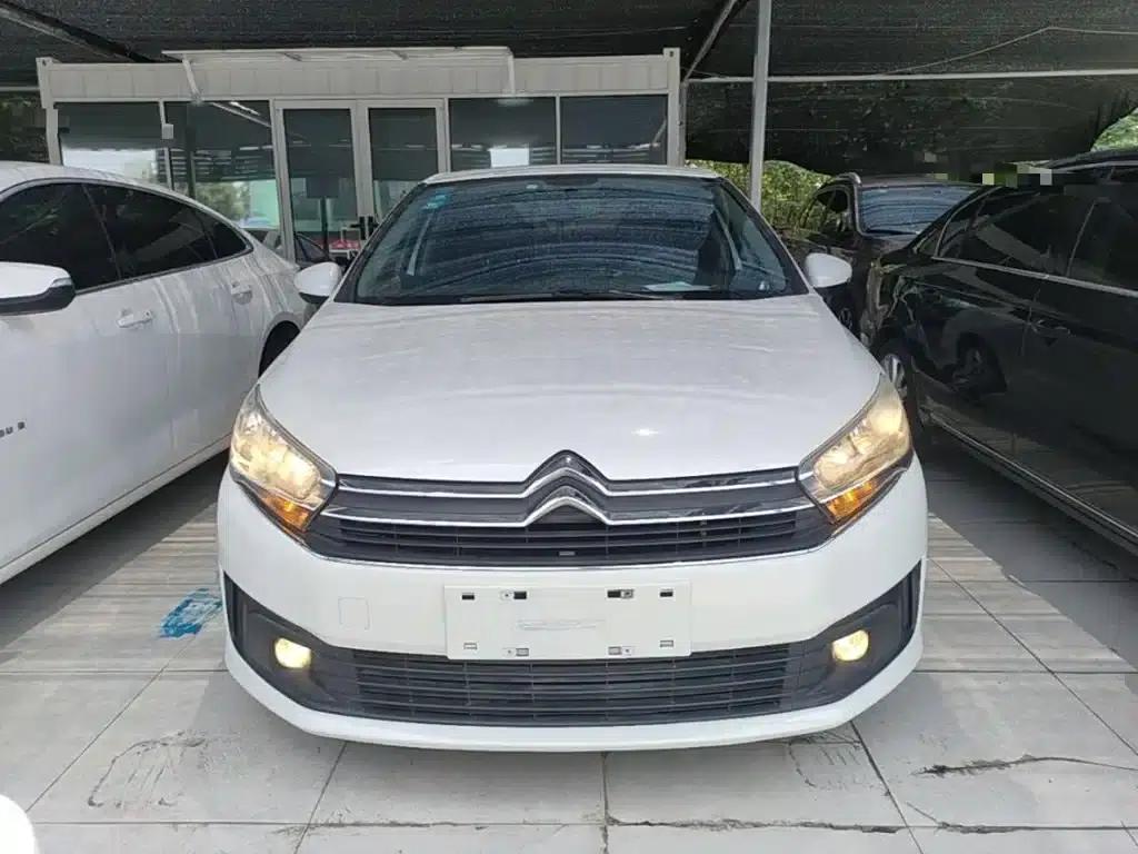 Citroën C4 Sega 2016 1.6L Automatic Comfort Model — миниатюра 3