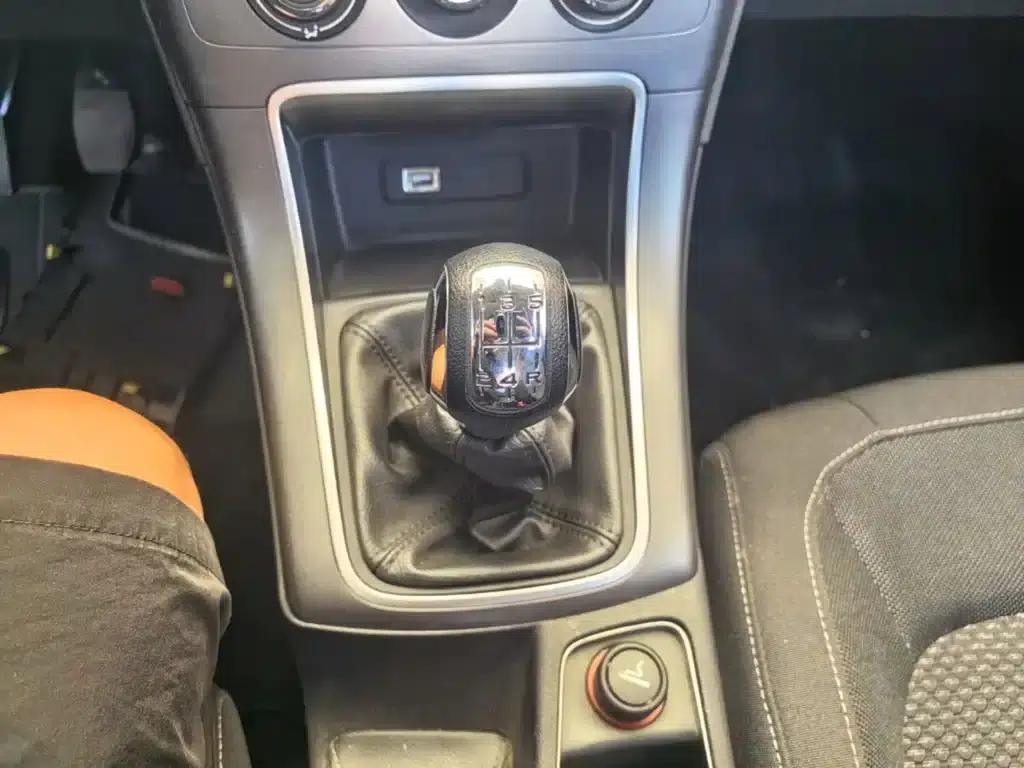 Citroën C4 Sega 2016 1.6L Manual Comfort Edition — миниатюра 14
