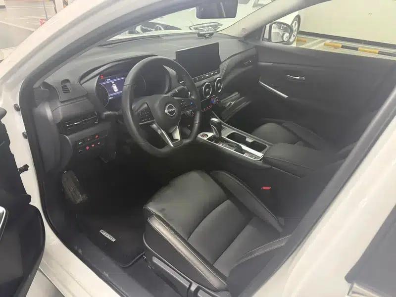 Nissan Sylphy 2023 Facelift 1.6L CVT Smart Driving Edition — миниатюра 14